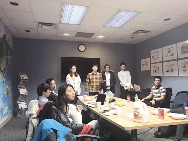 6.Presentation中的同学们_副本