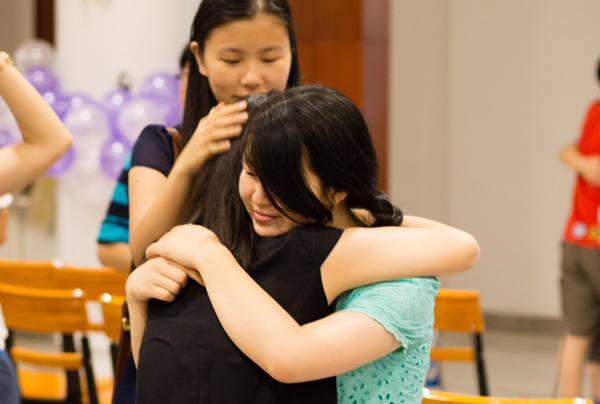 交大密西根学院2012级双学位学生送别晚会举行