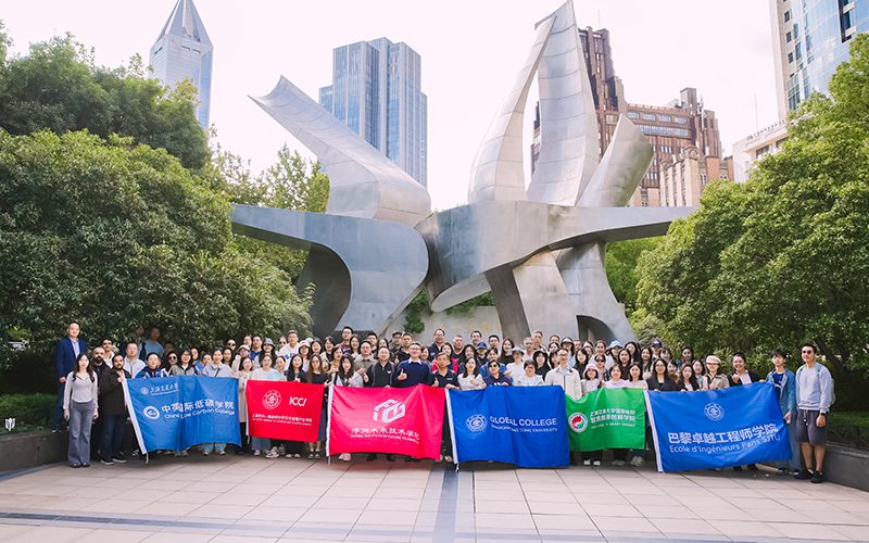 “溯百年工运足迹，扬时代劳模精神”——浦江国际学院联合特区学院开展思想引领专项系列活动