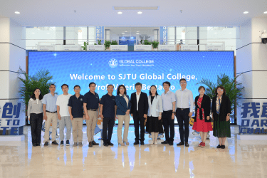 密西根大学副教务长Valeria Bertacco到访浦江国际学院