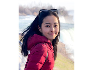 空间可编程引力透镜效应